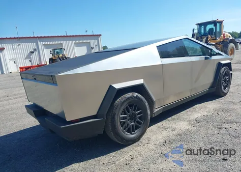 2025 Tesla Cybertruck All-Wheel Drive z USA, uszkodzony, nr VIN 7G2CEHED6SA066009